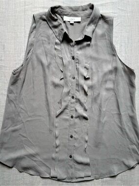 LOFT Gray Sleeveless Ruffle-Front Blouse
